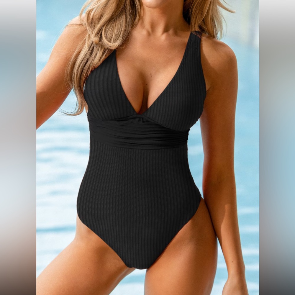 Cupshe black one piece swimsuit